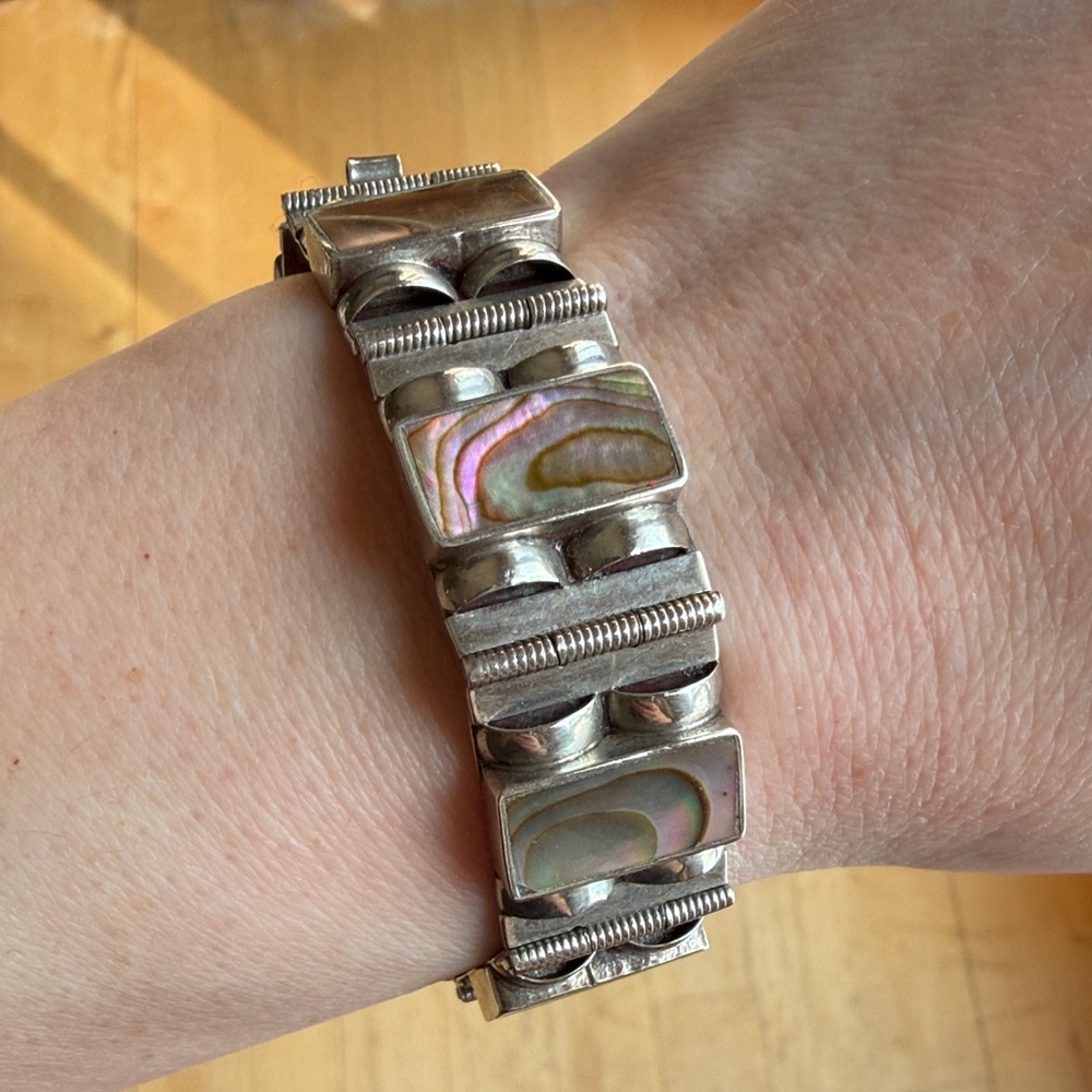Alpaca silver color and Abalone Bracelet
